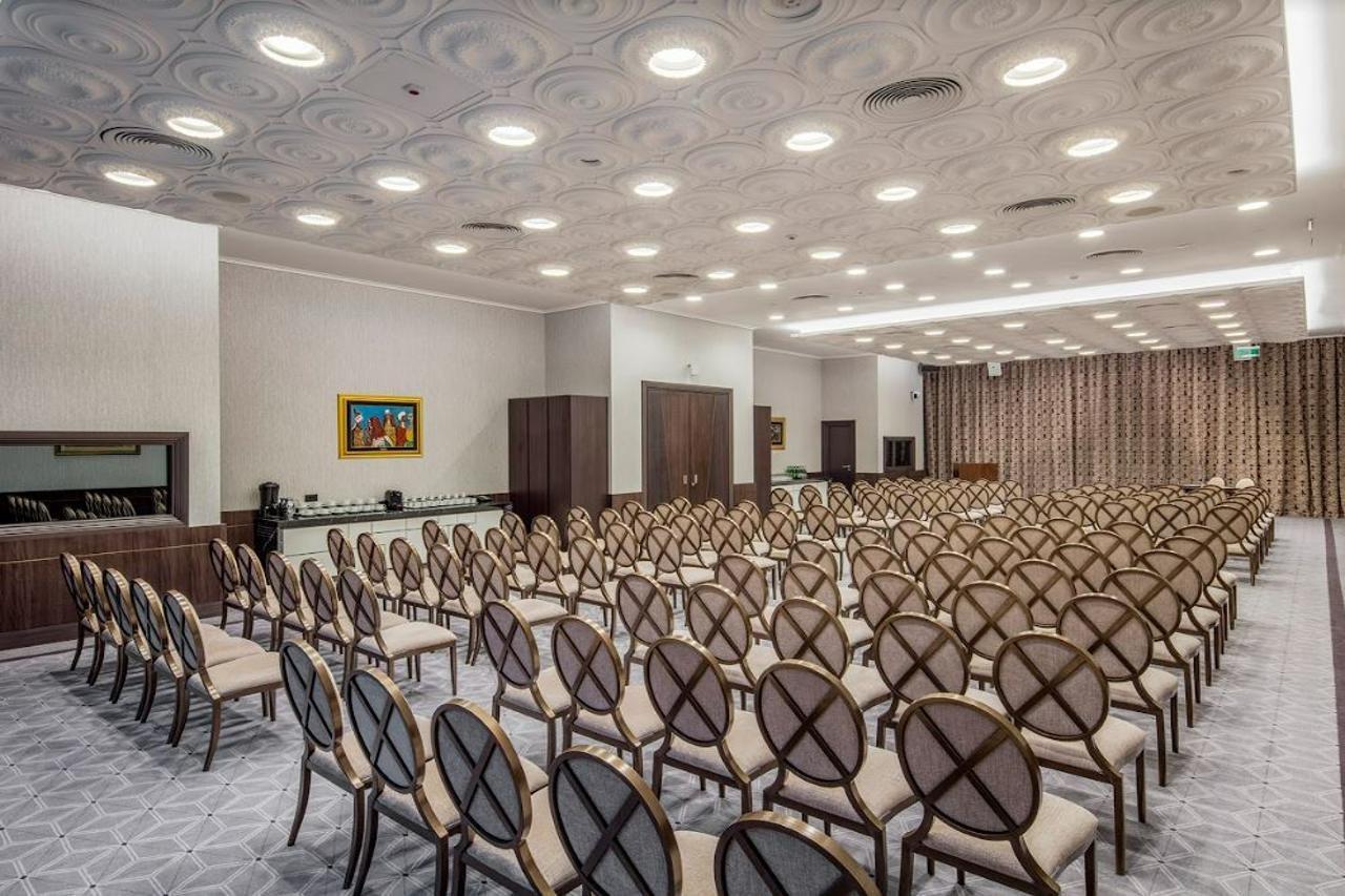Hilton Podgorica Crna Gora Hotel Exterior photo The main conference hall