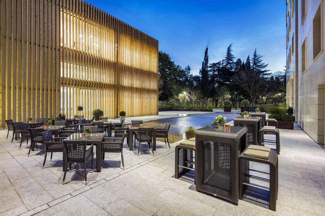 Hilton Podgorica Crna Gora Hotel Exterior photo The hotel's pool
