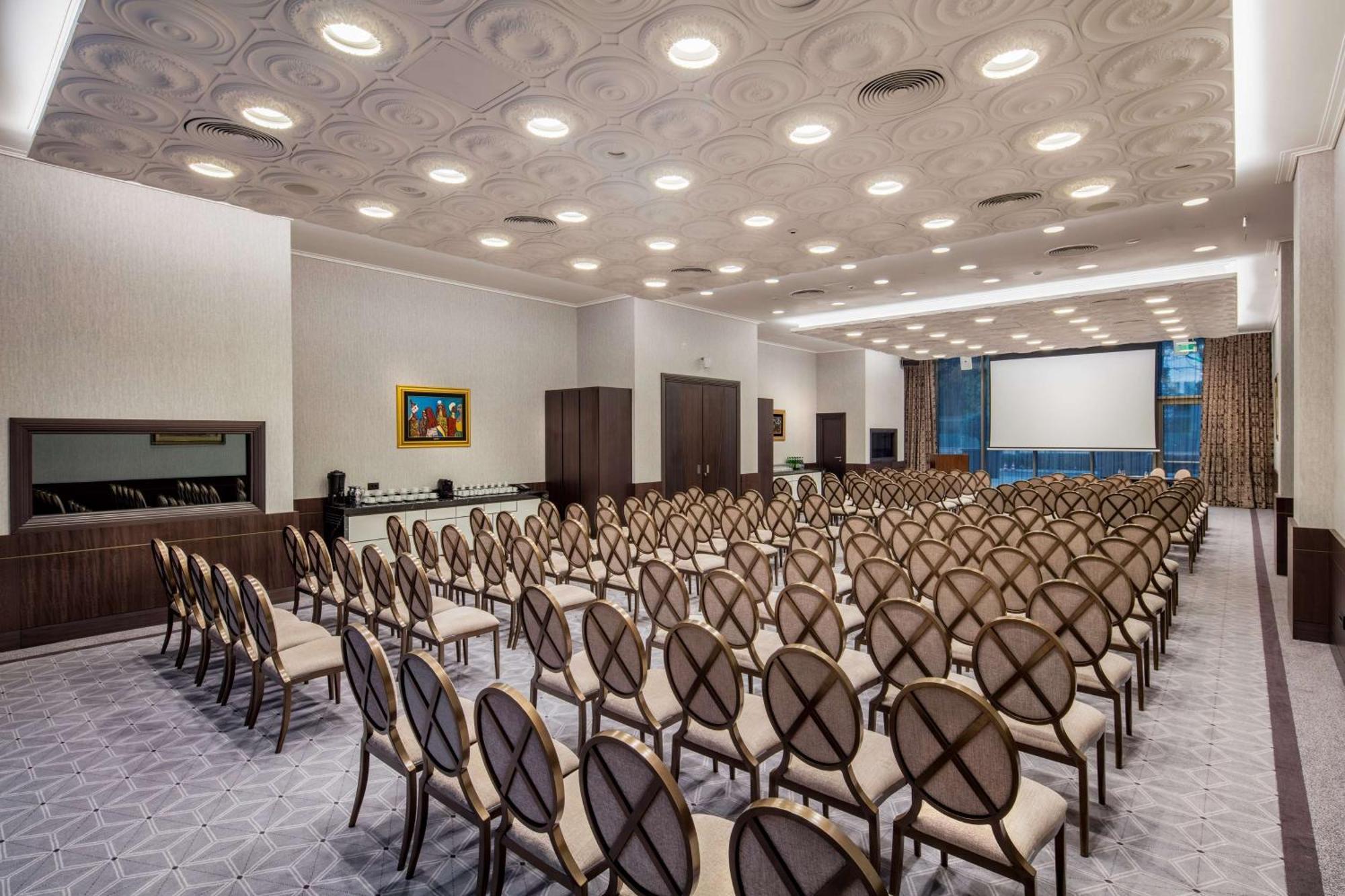 Hilton Podgorica Crna Gora Hotel Exterior photo The conference hall